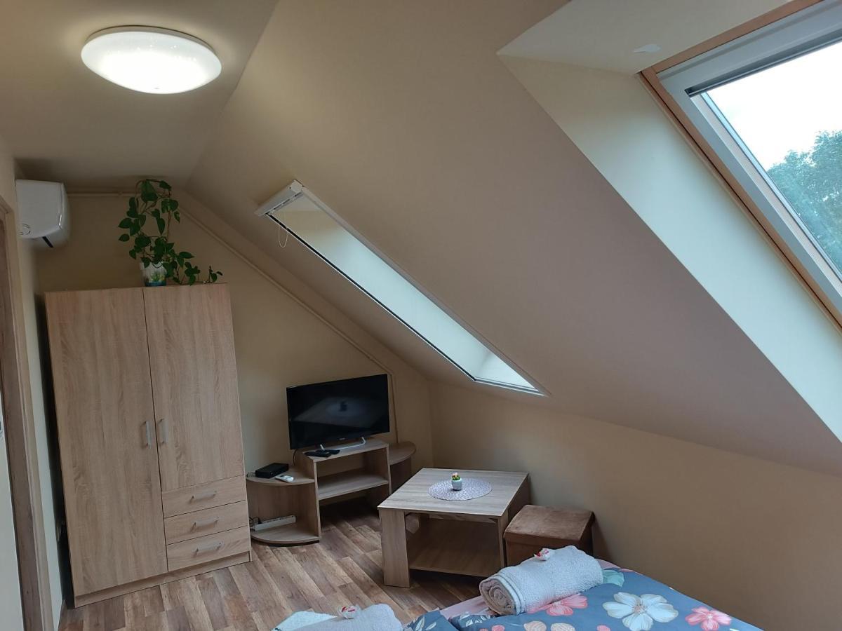 Holt-Tisza Vendeghaz Hotell Szeged Eksteriør bilde